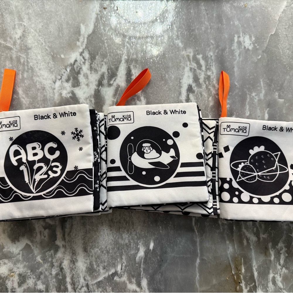 Black & White Soft Book Set